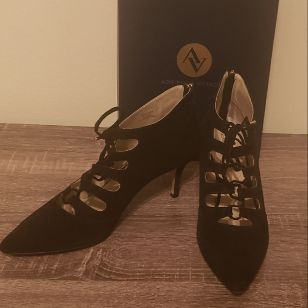 Sz 10 Tie Up Velvet Bootie Mid Heels